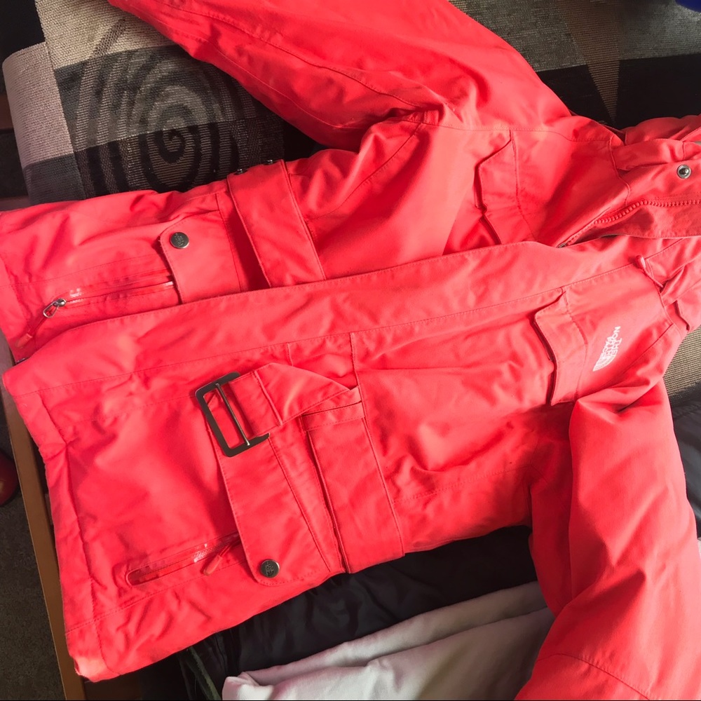 Women’s north Face jacket size small